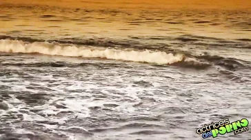 Rob Diesel gives Lara Tinelli a tremendous fuck on the beach