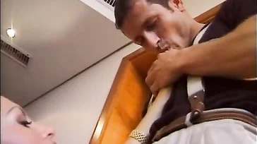 Jeder Ort ist gut, um den Schwanz meines Schwiegervaters zu lutschen