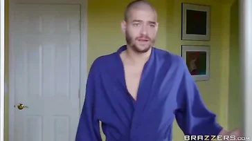 Eva Notty ist rund um die Uhr geöffnet, sie ist sehr einfach die Schlampe