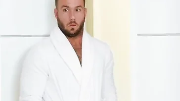 Der Fotograf erwischt sie beim Ficken, bevor das Fotoshooting beginnt