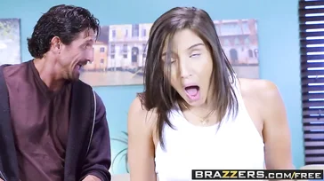 Schau mal, Papa, das ist meine neue Freundin, sollen wir sie zusammen ficken?