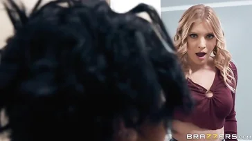 Sexo no trabalho com minhas duas secretárias safadas.