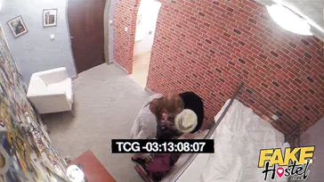 Diese junge Frau hat einen Plan, um die Bezahlung im Tierheim zu vermeiden