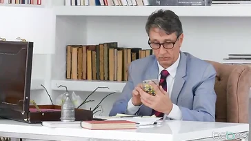 Mi secretaria era horas extras siempre que se lo digo