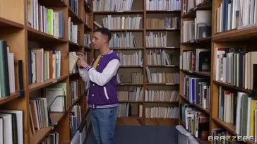 Ich werde jeden Tag in diese Bibliothek kommen, sie ist die Beste!