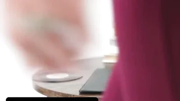 Mi suegra se folla a su joven amante y recibe un regalito anal