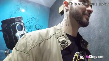 Mi novia va al centro comercial y se pone cachonda