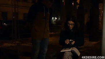 Non so come pagare il tuo album fotografico, posso farti un pompino?