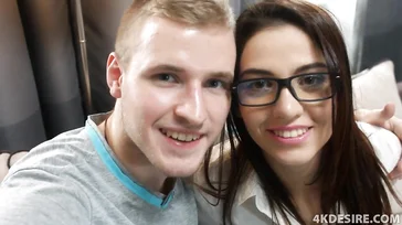 Non so come pagare il tuo album fotografico, posso farti un pompino?