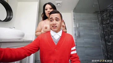 Meu sobrinho é muito tímido, mas vou consertá-lo
