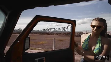 El paseo en coche acaba de una forma inesperada