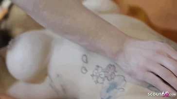 Llevas mucho hierro encima, pero me pones como un borrico