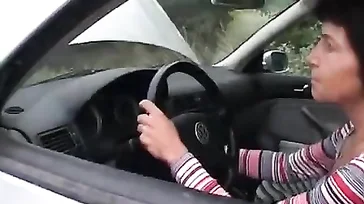 Oma ergattert den Preis ihres Lebens, obwohl ihr Auto eine Panne hat