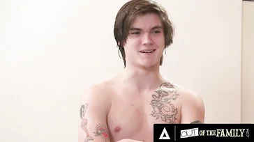 Dieser junge Mann muss Muschis essen, du flippst aus
