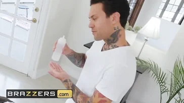 Ein guter Schwanz, diese MILF gibt sich nicht mit weniger zufrieden