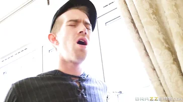Du musst in der Stimmung sein, damit Danny D dich hart fickt