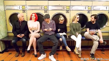 Dans la lessive, « baiser » ne signifie pas le faire dans la machine