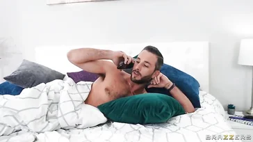 Sie fangen an, Sexting zu betreiben und ficken am Ende wie Hunde