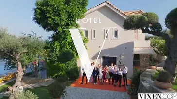 O hotel de luxo que se transforma em fazenda de porcos
