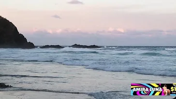 Así le paga a su novio que le haya regalado ese bikini