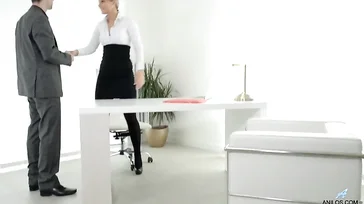 Der Sekretär ist bereit, über die Erhöhung zu verhandeln