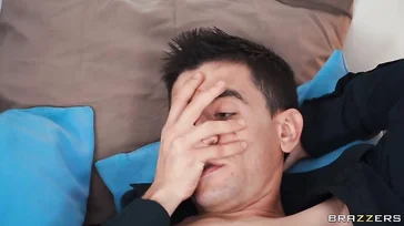 Sono sicura che sai come scoparmi molto meglio del mio ragazzo.