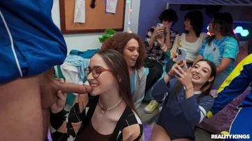 ¡Comienzan las clases en la universidad y el despiporre!