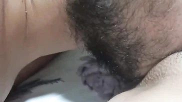 Ed ecco come devi mangiare una bella, ricca figa