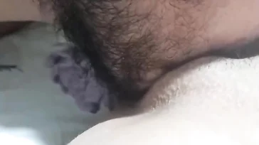 Ed ecco come devi mangiare una bella, ricca figa
