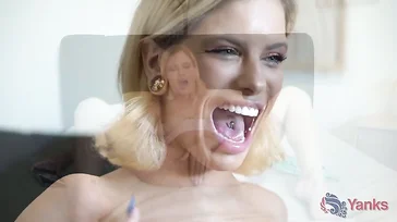 A loira sexy Jesse Pony curte seu novo brinquedo erótico, que mulher