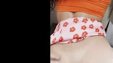 Kostenloser Sex in der Umkleidekabine mit einem Freund meiner Freundin