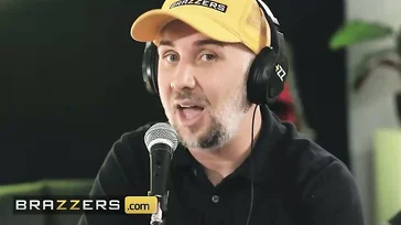 O que acontece durante um programa de rádio ao vivo é incrível