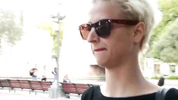 L'actrice espagnole Letizia Hilton (connue sous le nom d'Anaïs auprès du ministre) baise Jordi ENP