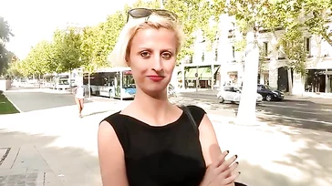 L'actrice espagnole Letizia Hilton (connue sous le nom d'Anaïs auprès du ministre) baise Jordi ENP