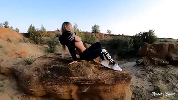 Largos paseos de senderismo que terminan con grandes folladas al aire libre