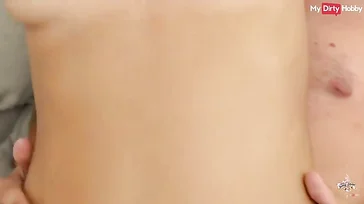 Universitaria viciosa se folla varias veces a su compañero de piso