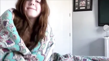 Een geil amateurkoppel geniet van een zondag vol ongeremde seks.