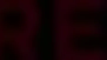 Sie schluckte seinen schwarzen afroamerikanischen Schwanz, bevor sie ihn hart ritt.