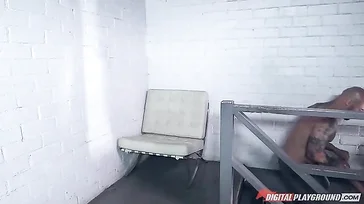 Fodendo forte na loira bunduda AJ Applegate, como ela é safada!
