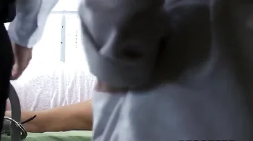 Foda-se a médica, como ela fode esse paciente talentoso