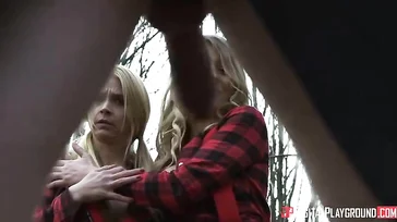 Dopo la scopata, è il momento di venire nelle bocche di questi due.