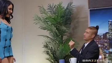 Que espectáculo está dando Kissa Sin en la televisión publica!