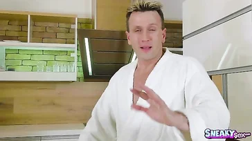 Voilà comment je vais casser le cul de ma femme coiffeuse salope.