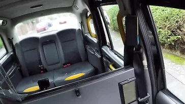 Sie müssen zugeben, dieser Taxifahrer verdient ein Vermögen.