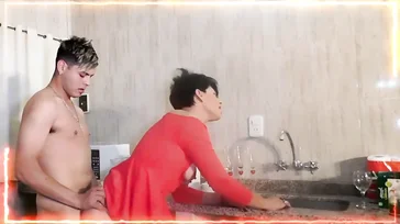 Perla Lopez, une Argentine qui s'enregistre en train de baiser à la maison.