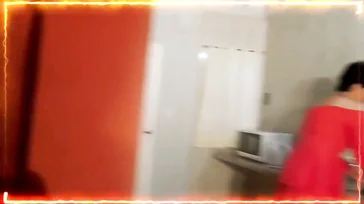 Perla Lopez, une Argentine qui s'enregistre en train de baiser à la maison.
