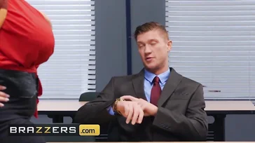 Der Lehrer will diese Schülerin ficken, das ist offensichtlich.