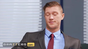 Der Lehrer will diese Schülerin ficken, das ist offensichtlich.