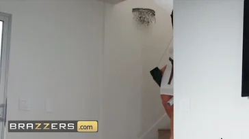 Sesso davvero forte con la rossa prosperosa Siri!