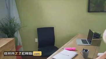 Danielle Derek, wie du so gut Schwänze lutschst ...